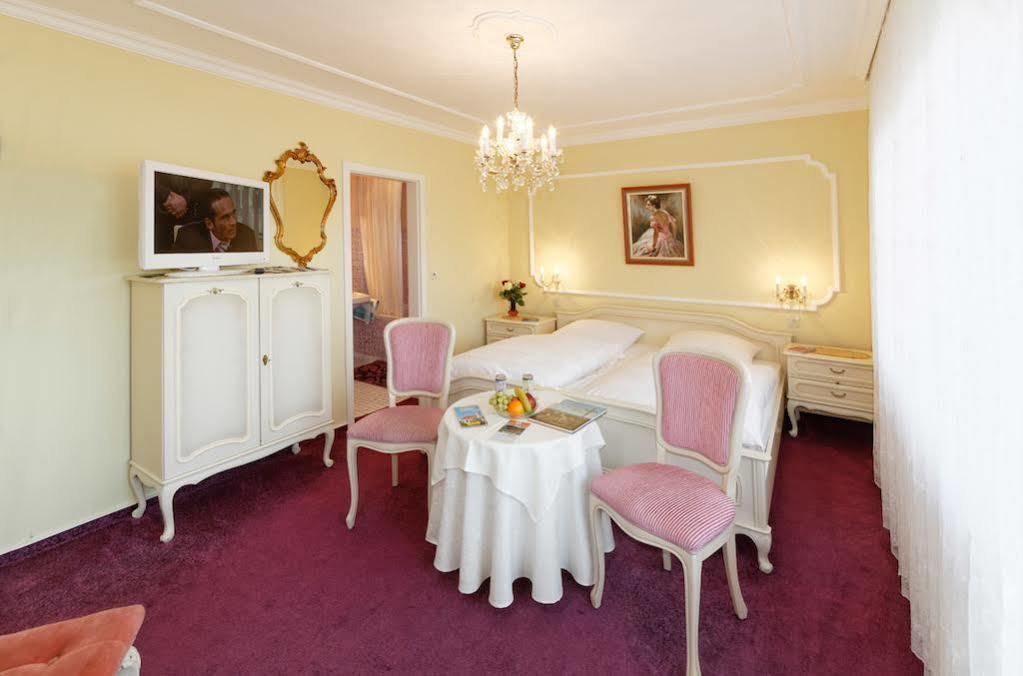 Hotel Garni Regina Ґесвайнштайн Екстер'єр фото