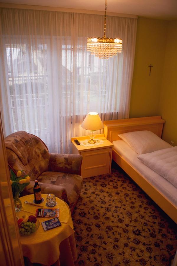 Hotel Garni Regina Ґесвайнштайн Екстер'єр фото